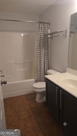 1055 Riverside Walk Crossing, Sugar Hill, GA 30518