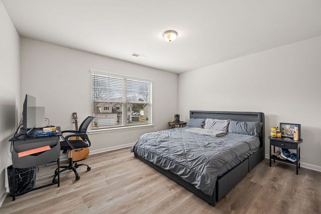 403 McGinnis Circle, Calhoun, GA 30701