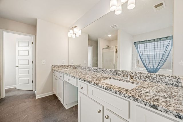 403 McGinnis Circle, Calhoun, GA 30701