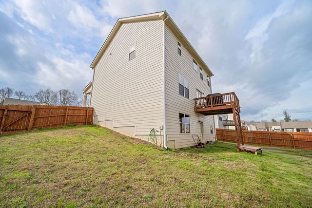 403 McGinnis Circle, Calhoun, GA 30701