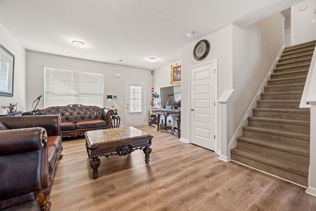 403 McGinnis Circle, Calhoun, GA 30701