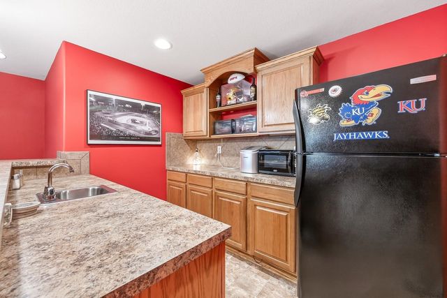 3590 N Forest Ridge, Wichita, KS 67205