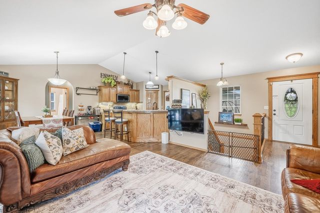 3590 N Forest Ridge, Wichita, KS 67205