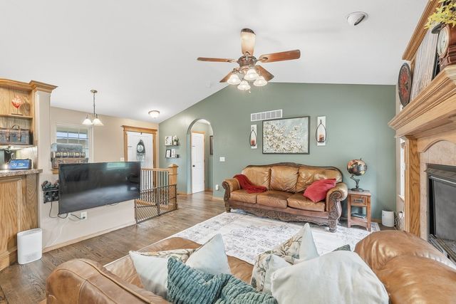 3590 N Forest Ridge, Wichita, KS 67205