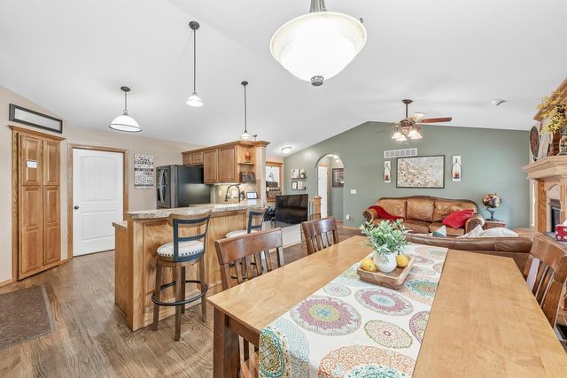 3590 N Forest Ridge, Wichita, KS 67205