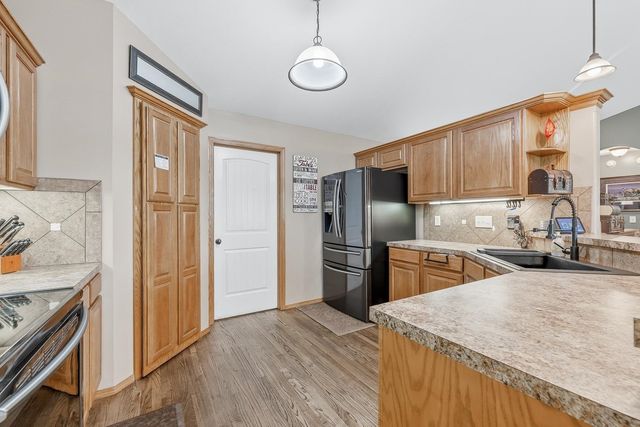 3590 N Forest Ridge, Wichita, KS 67205