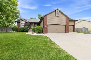 3590 N Forest Ridge, Wichita, KS 67205