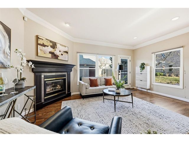 944 Ivanhoe St, Denver, CO 80220