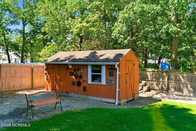 224 Steering Lane, Manahawkin, NJ 08050