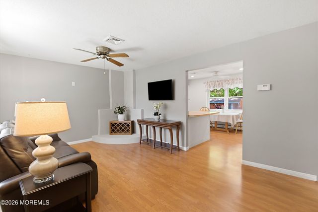 224 Steering Lane, Manahawkin, NJ 08050