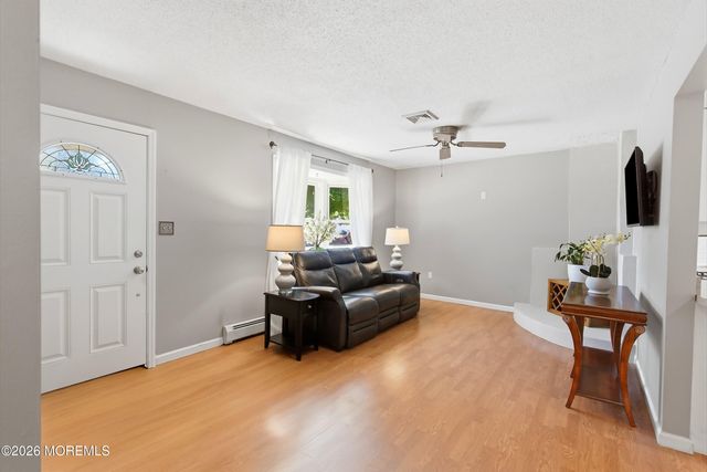 224 Steering Lane, Manahawkin, NJ 08050