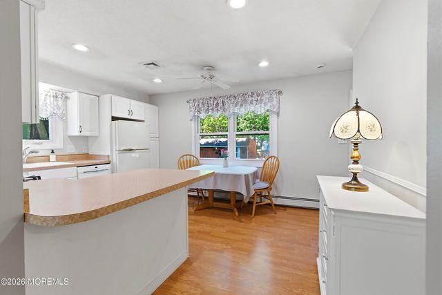 224 Steering Lane, Manahawkin, NJ 08050