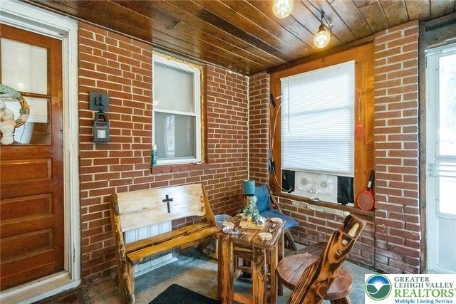 2118 Edgewood Avenue, Palmer Twp, PA 18045