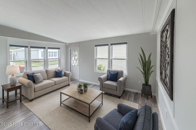 4407 Twin Lakes Drive, Melbourne, FL 32934