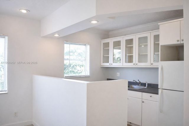 1100 NE 9th Ave 303, Fort Lauderdale, FL 33304