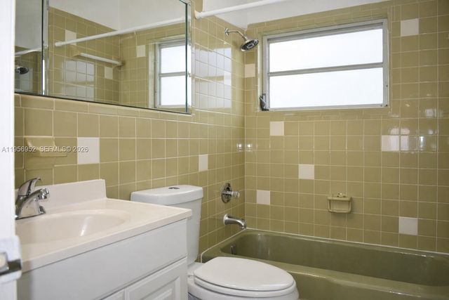 1100 NE 9th Ave 303, Fort Lauderdale, FL 33304