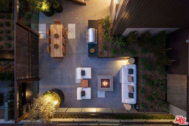 1264 N Harper Avenue 205, West Hollywood, CA 90046