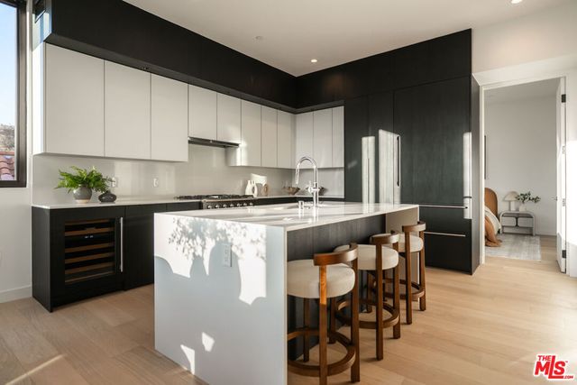 1264 N Harper Avenue 205, West Hollywood, CA 90046