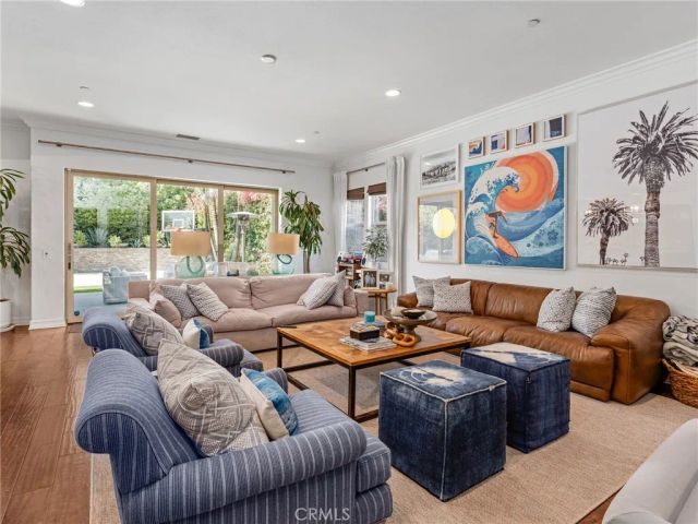 701 W Maple, El Segundo, CA 90245
