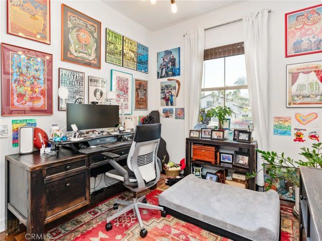 701 W Maple, El Segundo, CA 90245