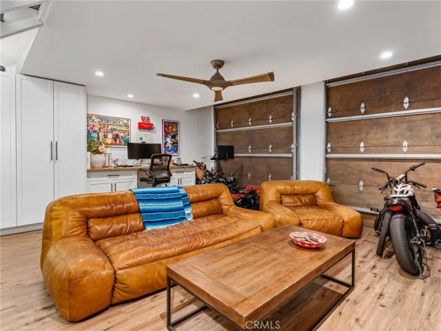 701 W Maple, El Segundo, CA 90245