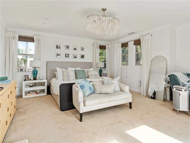 701 W Maple, El Segundo, CA 90245
