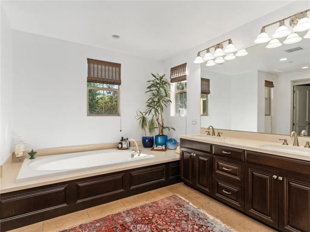 701 W Maple, El Segundo, CA 90245