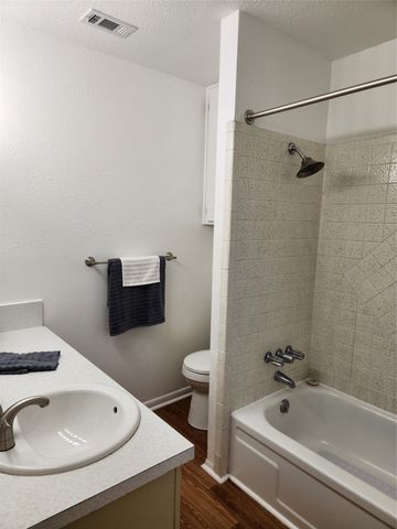 417 Wallace Drive, Crowley, TX 76036