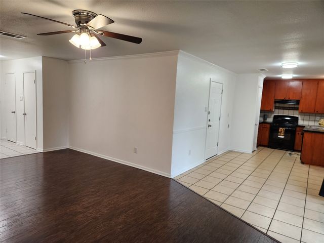 417 Wallace Drive, Crowley, TX 76036