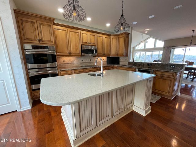 219 Tuhdegwa Lane, Loudon, TN 37774