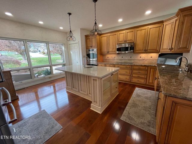 219 Tuhdegwa Lane, Loudon, TN 37774