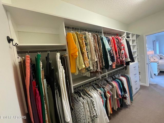 219 Tuhdegwa Lane, Loudon, TN 37774