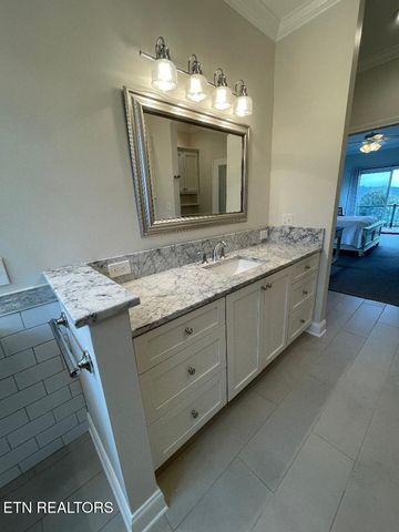 219 Tuhdegwa Lane, Loudon, TN 37774