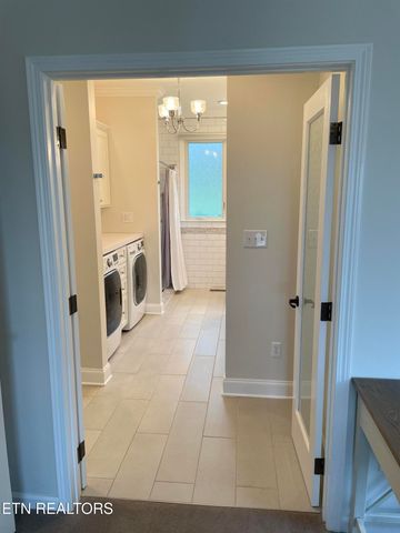 219 Tuhdegwa Lane, Loudon, TN 37774