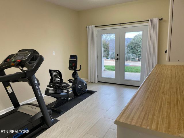 219 Tuhdegwa Lane, Loudon, TN 37774