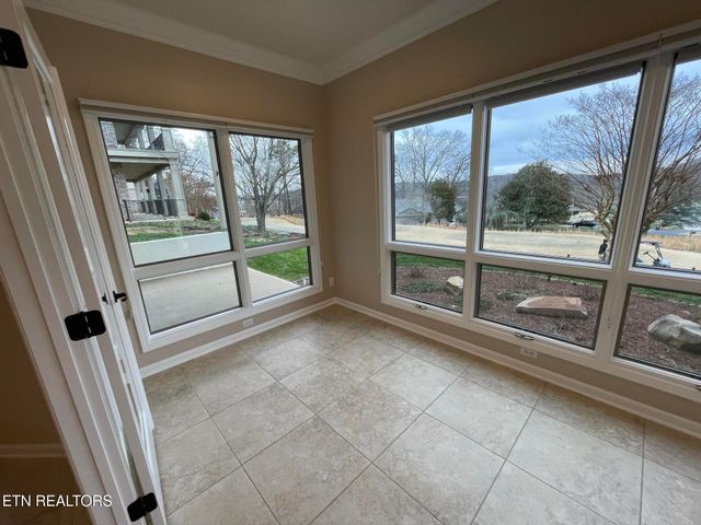 219 Tuhdegwa Lane, Loudon, TN 37774