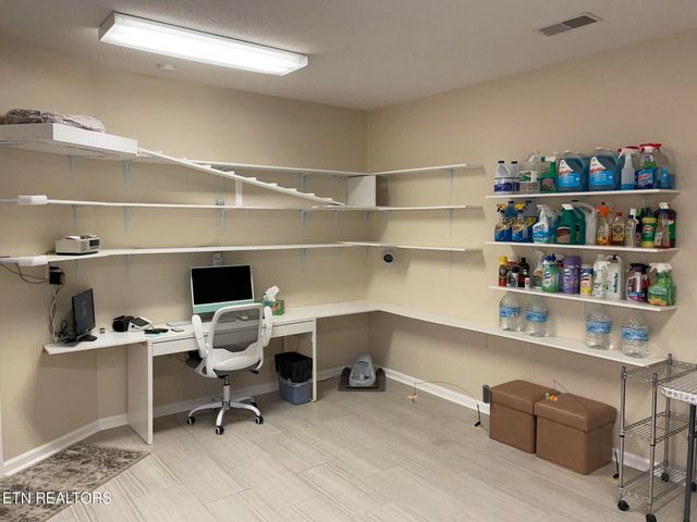 219 Tuhdegwa Lane, Loudon, TN 37774