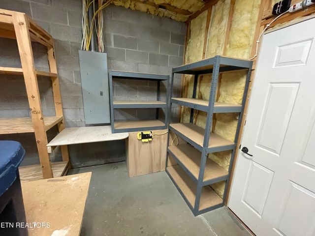 219 Tuhdegwa Lane, Loudon, TN 37774