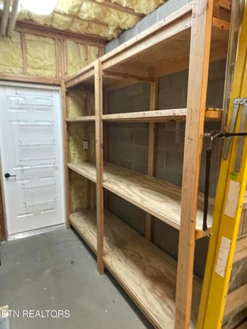 219 Tuhdegwa Lane, Loudon, TN 37774