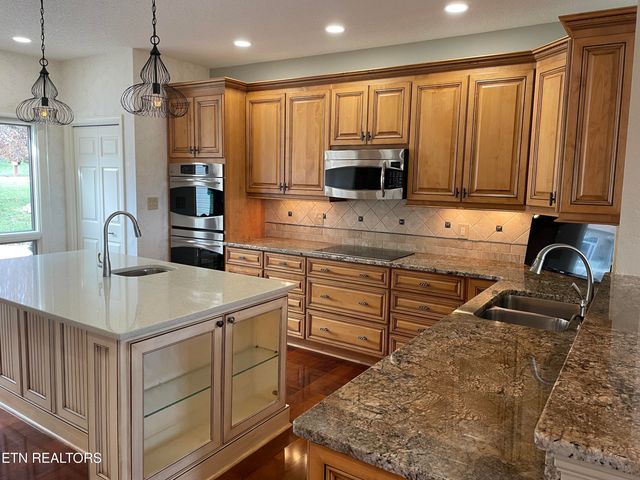 219 Tuhdegwa Lane, Loudon, TN 37774