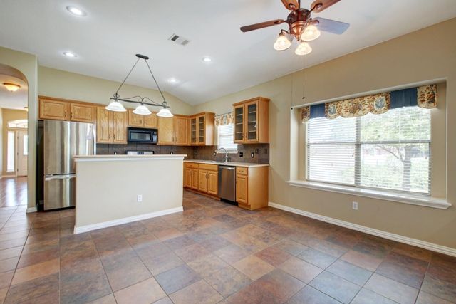 904 Black Canyon ST, Pflugerville, TX 78660