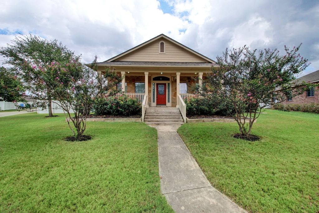 904 Black Canyon ST, Pflugerville, TX 78660