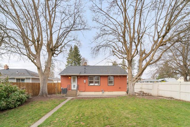 3303 W Walton Ave, Spokane, WA 99205