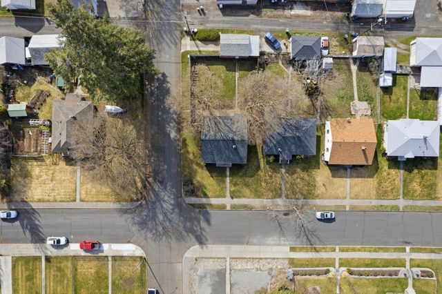 3303 W Walton Ave, Spokane, WA 99205