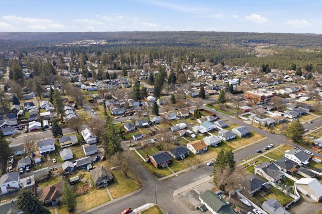 3303 W Walton Ave, Spokane, WA 99205