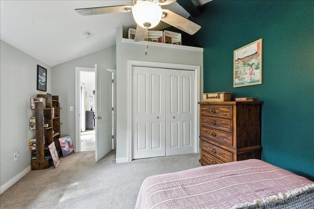 W9354 Oakland Road, Cambridge, WI 53523