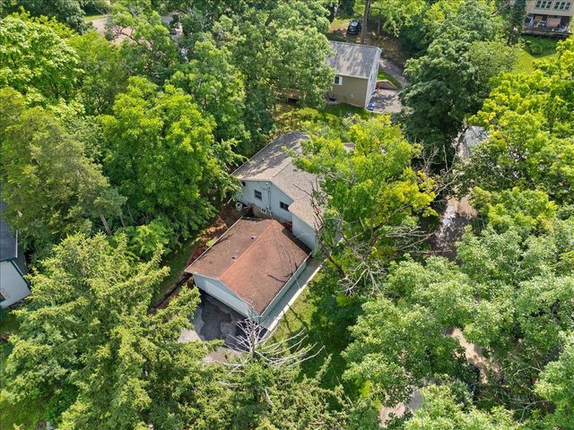 W9354 Oakland Road, Cambridge, WI 53523