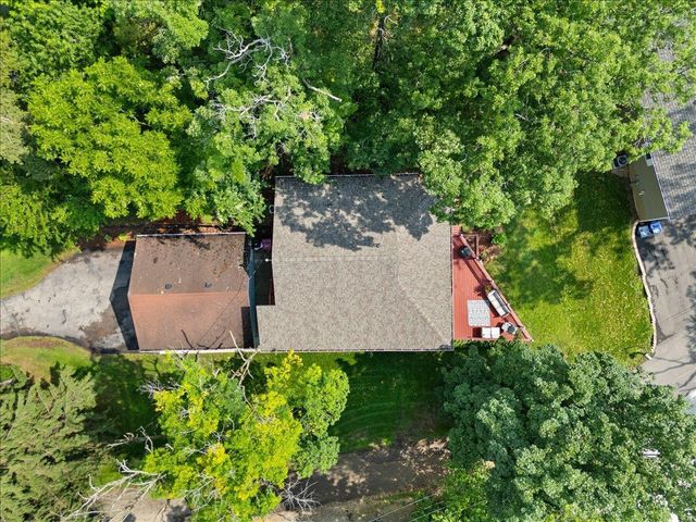 W9354 Oakland Road, Cambridge, WI 53523