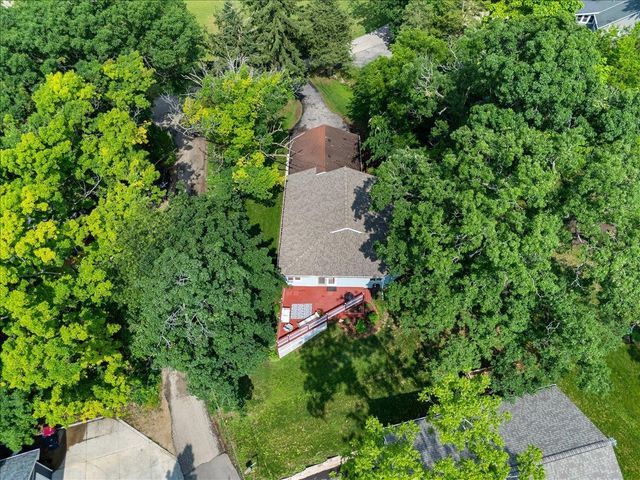 W9354 Oakland Road, Cambridge, WI 53523