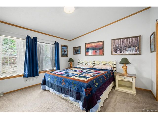 412 Bordenville Ct, Jefferson, CO 80456